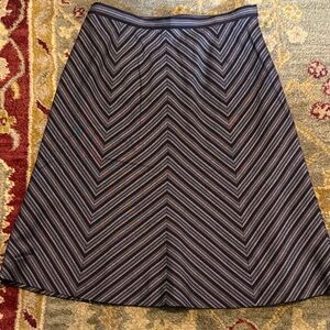 Chic Black and Gray A-Line Wool Chevron Skirt
